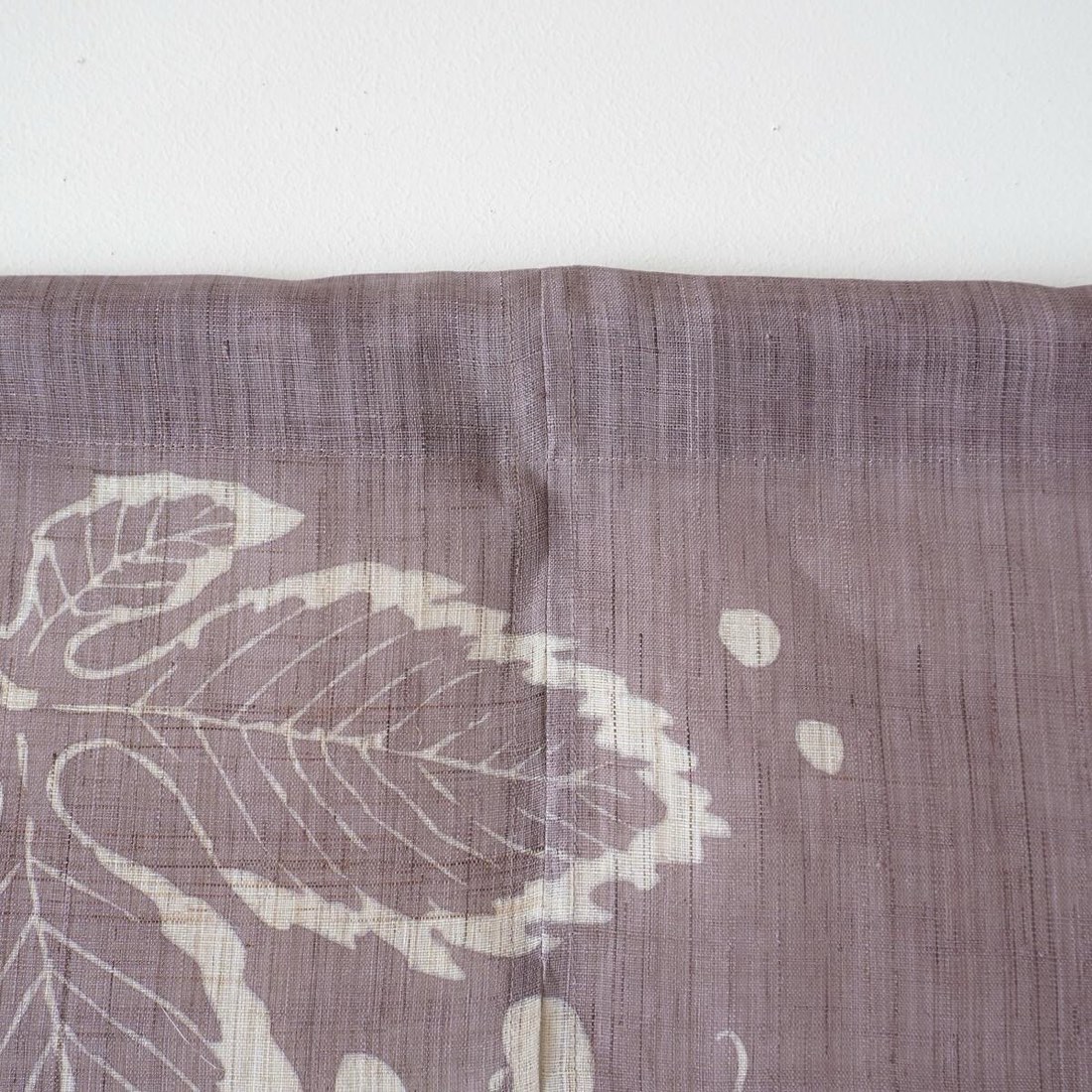 Japanese Linen Noren Curtain, Grape Butterfly Motif, Shiso Gray, 33.1 x 47.2 in — view 9