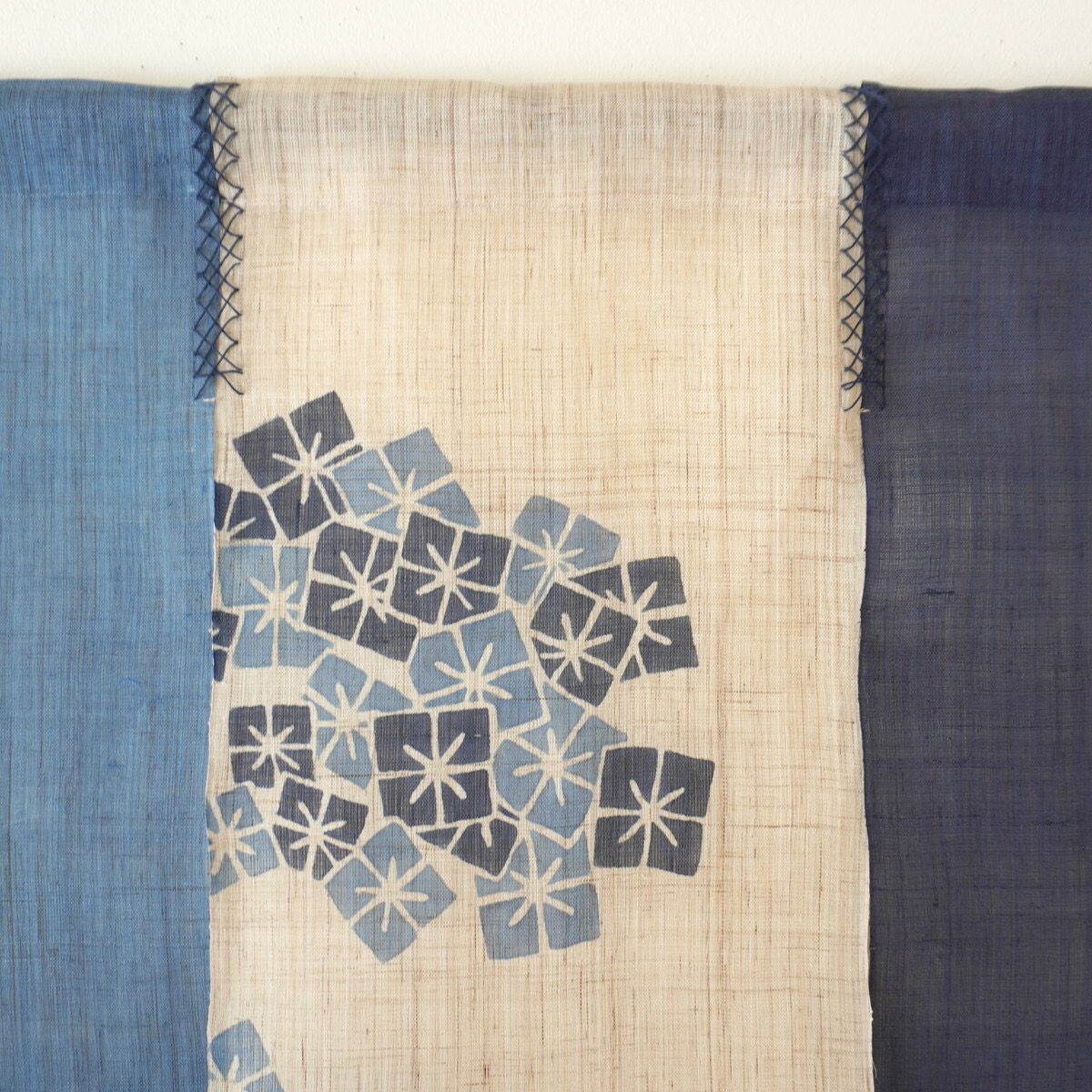 Japanese Linen Noren Curtain, Triple Panel, Hydrangea, Indigo & Sky Blue, 35.4 x 47.2 in, Handwoven Ramie, Made in Japan — view 4