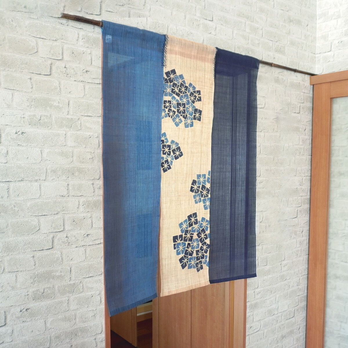 Japanese Linen Noren Curtain, Triple Panel, Hydrangea, Indigo & Sky Blue, 35.4 x 47.2 in, Handwoven Ramie, Made in Japan — view 7