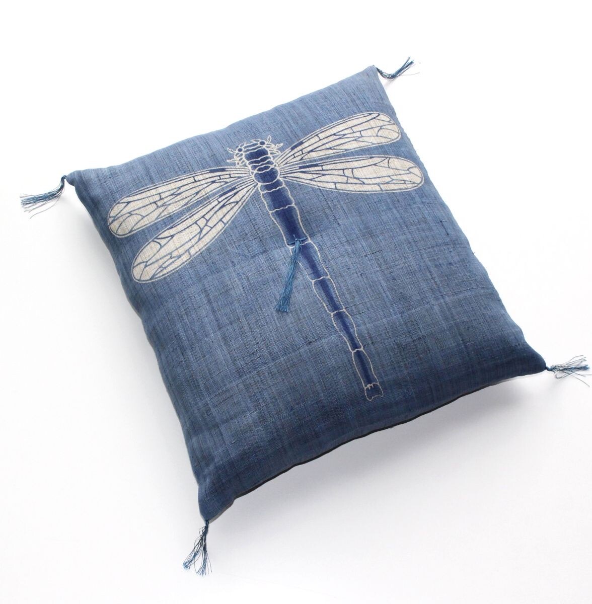 Japanese Linen Tea Cushion (Zabuton), Dragonfly Motif, Hanada Blue, 16.5 x 17.7 in, Hand-Dyed, Made in Japan — view 3
