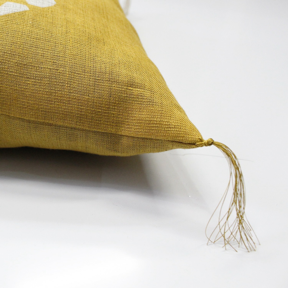 Japanese Linen Tea Cushion (Zabuton), Ihira Weave, Tortoiseshell Apple Motif, Mustard, 16.5 x 17.7 in, Made in Japan — view 5