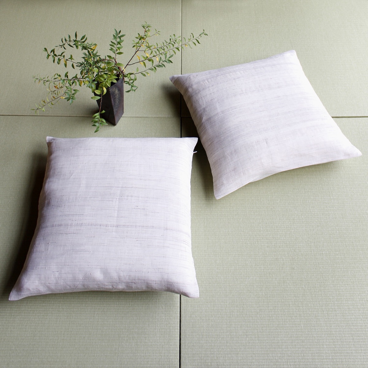Japanese Linen Zabuton Floor Cushion Cover, Plain Natural Ecru, 21.7 x 23.2 in, Iono Weave, Made in Japan — view 7