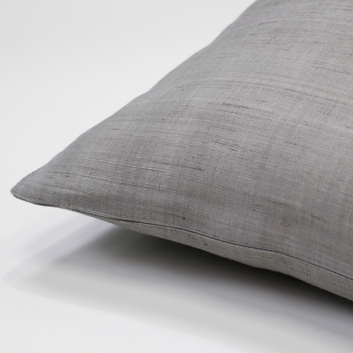 Japanese Linen Zabuton Floor Cushion Cover, Plain Pine-Soot Charcoal, 21.7 x 23.2 in, Iono Weave, Made in Japan — view 4