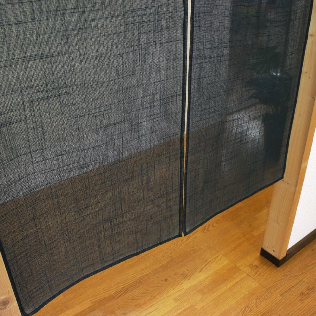 Japanese Noren Door Curtain, Enso Circle, 33.5 x 59.1 in, Made in Japan — view 5