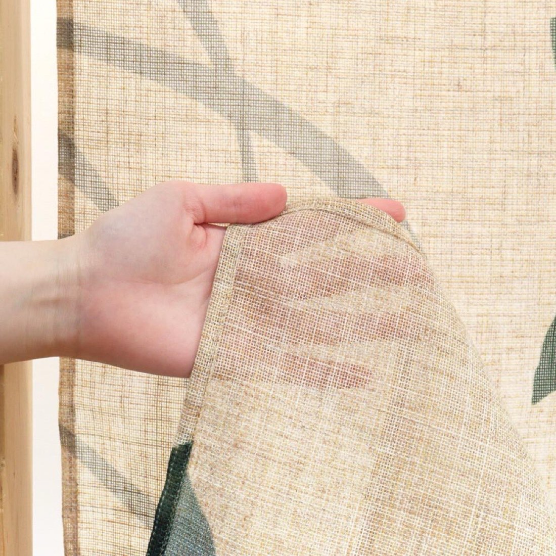Japanese Noren Door Curtain, Flowing Line Camellia, 33.5 x 59.1 in, Made in Japan — view 4