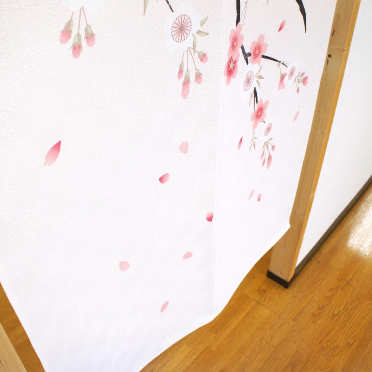 Japanese Noren Door Curtain, Pale Sakura, 33.5 x 59.1 in, Made in Japan — view 4