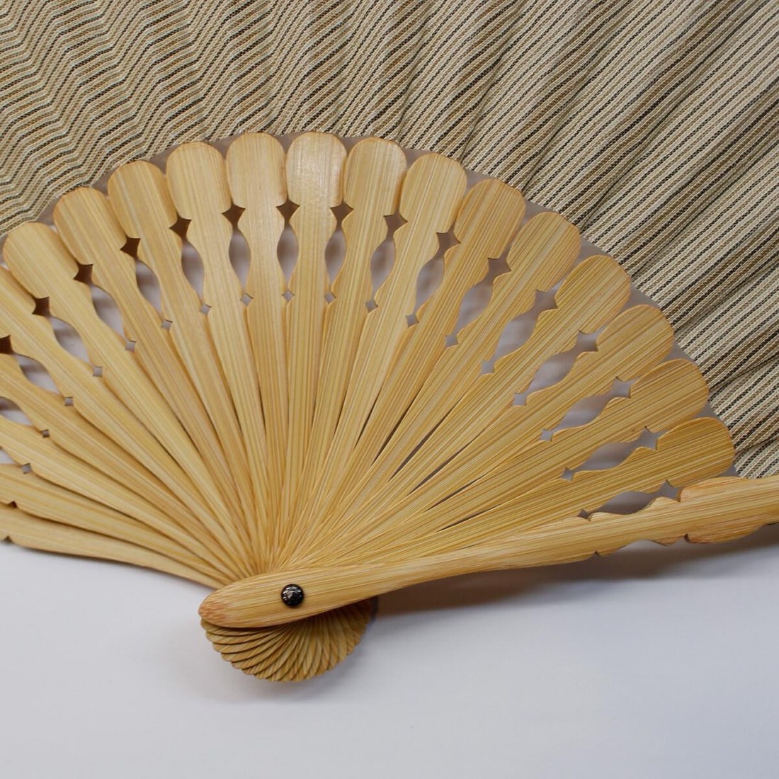 Japanese Sensu Folding Fan, Linen Ojiya Chijimi Beige Stripe, Bamboo Frame, Made in Japan — view 5
