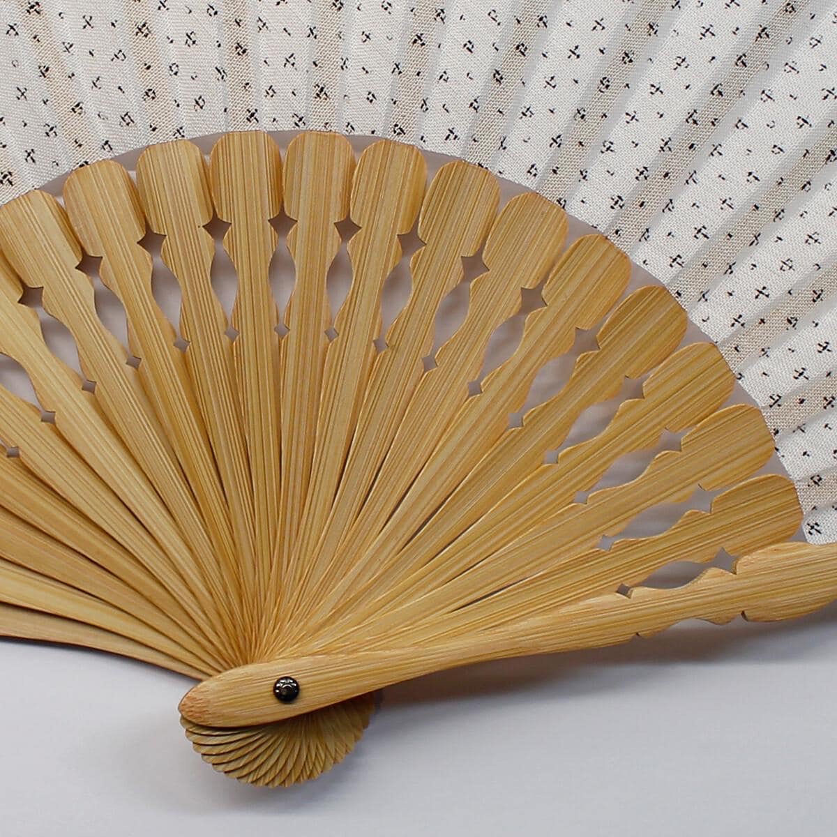 Japanese Sensu Folding Fan, Linen Ojiya Chijimi Cross Kasuri, Bamboo Frame, Made in Japan — view 5