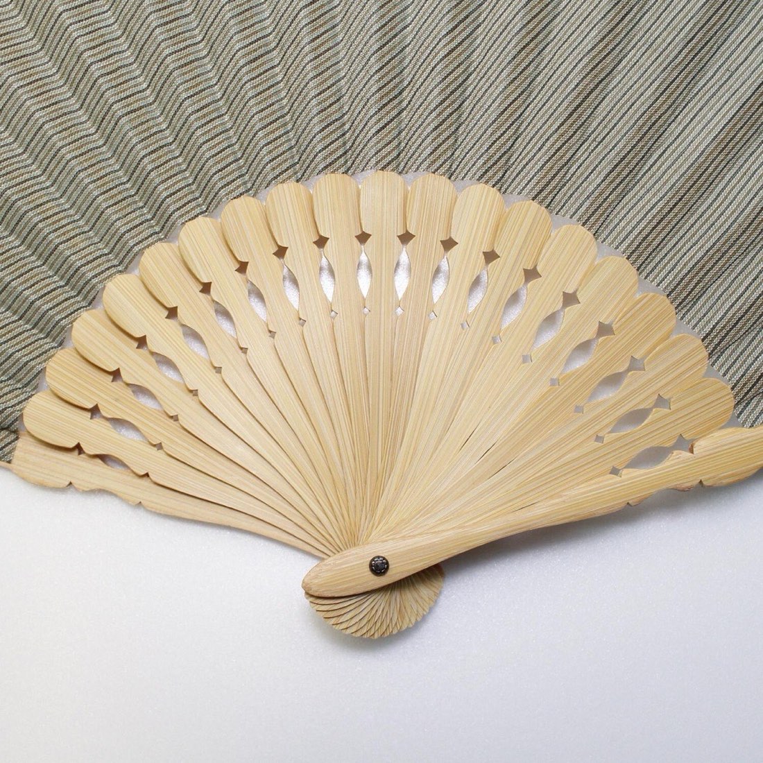 Japanese Sensu Folding Fan, Linen Ojiya Chijimi Green Stripe, Bamboo Frame, Made in Japan — view 4