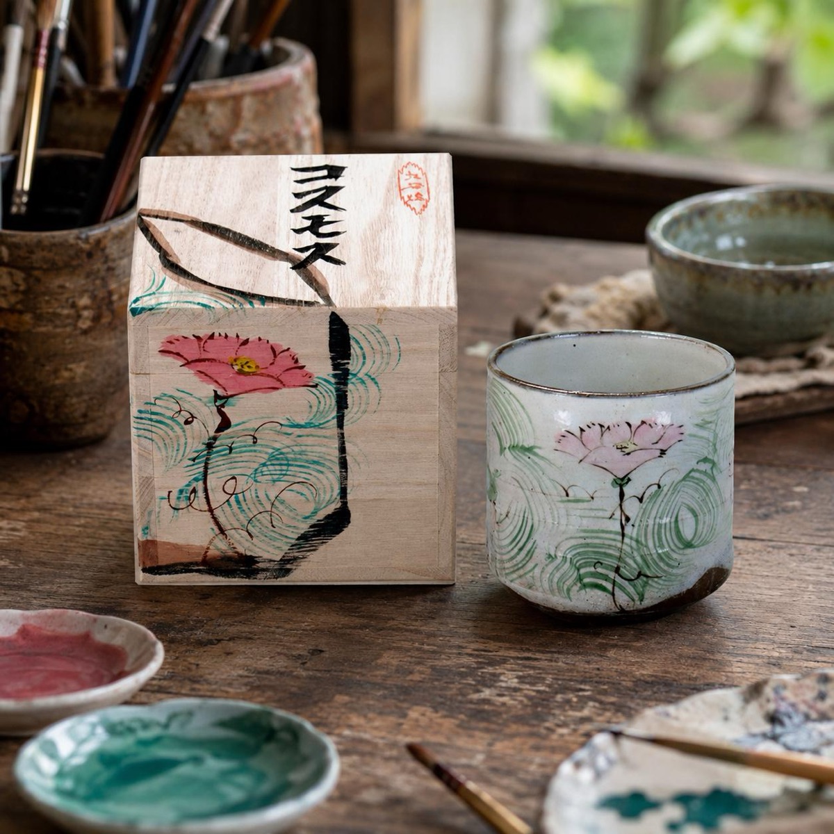 Japanese Tea Cup, Kutani Yunomi Cosmos Flower — No Handle, Hand-Painted, Gift-Boxed (385ml) — view 10