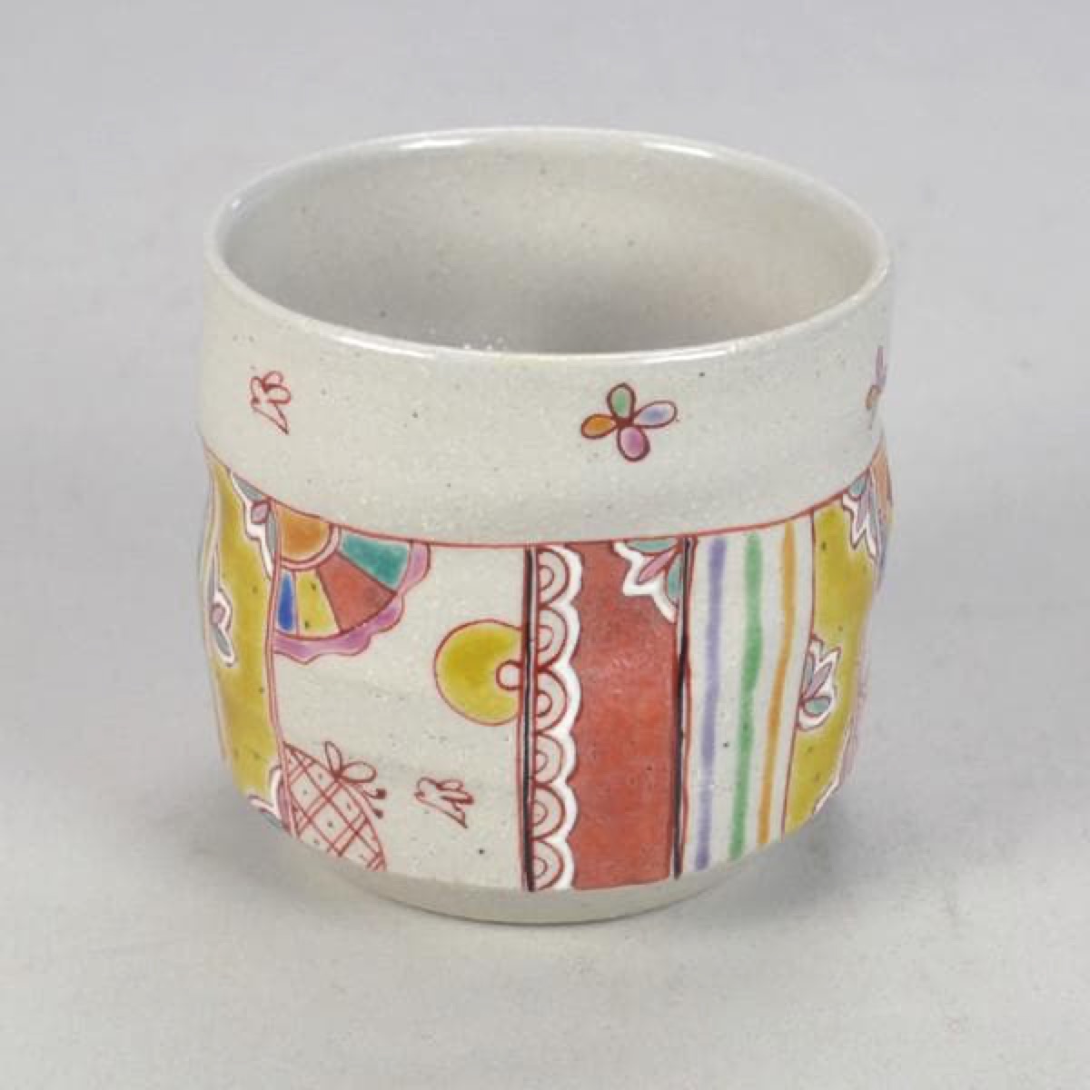Japanese Tea Cup, Kutani Yunomi Hanafuda Twelve Flowers — No Handle, Gift-Boxed (270ml) — view 7