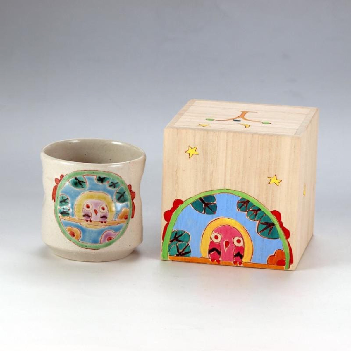 Japanese Tea Cup, Kutani Yunomi Owl (Fukurō Charm) — No Handle, Hand-Painted, Gift-Boxed (270ml) — view 3