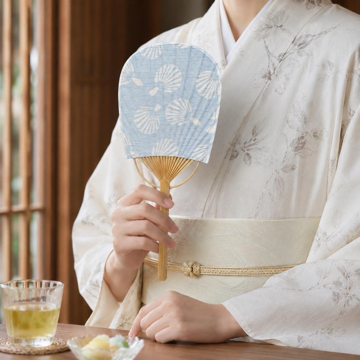 Mini Japanese Uchiwa Fan, Linen Fan Scatter Motif, Bamboo Frame, Made in Japan — view 2
